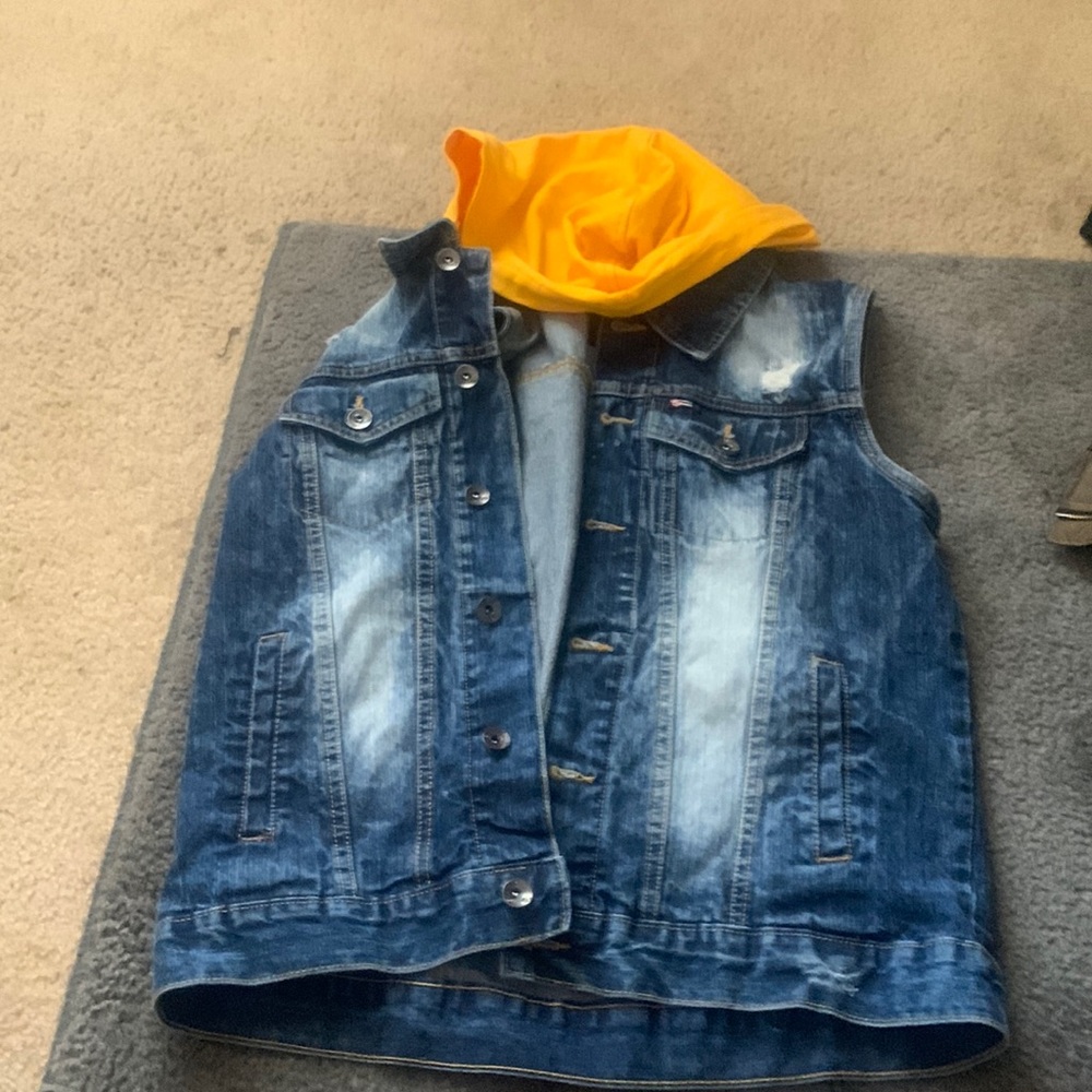 Never worn